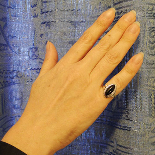 Значение кольца на пальце - Cекрет ювелира номер шесть